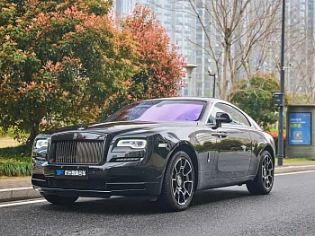 Phantom 2018 6.6T Black Badge купить на сайте DeffCars
