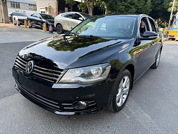 Bora 2015 Premium Edition 1.6L Automatic Fashion Model купить на сайте DeffCars