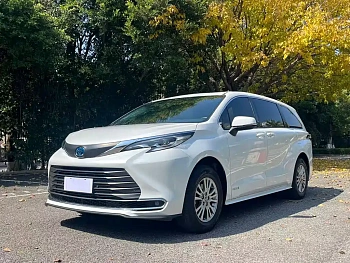 SIENNA 2024 2.5L Hybrid Comfort Edition купить на сайте DeffCars