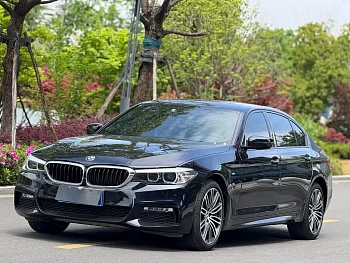 BMW 5 Series 2018 facelift 530Li leading M sports package купить на сайте DeffCars