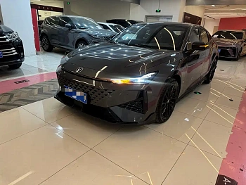 Changan UNI-V 2024 1.5T exclusive model купить на сайте DeffCars