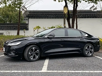 Lincoln Z 2022 iCool Zunyue Edition купить на сайте DeffCars