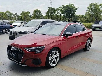 Audi A3 2021 A3L Limousine 35 TFSI Fashionable and elegant купить по цене 2 093 327 ₽  на сайте DeffCars