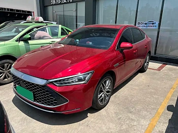 Qin PLUS 2021 DM-i 120KM flagship model купить по цене 1 819 404 ₽  на сайте DeffCars