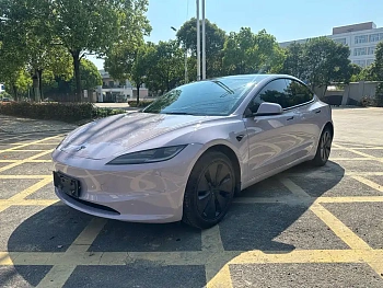 Model 3 2023 rear-wheel drive version купить на сайте DeffCars