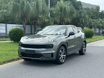 Lynk & Co 05 2020 2.0TD Four-wheel drive Plus купить по цене 2 143 432 ₽  на сайте DeffCars