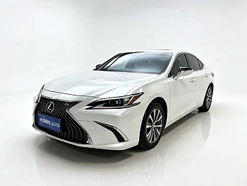 Lexus ES 2020 200 Excellence Edition купить на сайте DeffCars