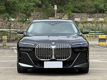 BMW 7 Series 2023 740Li Leading M Sports Package купить на сайте DeffCars