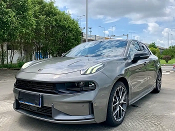 Lynk & Co 03 2021 1.5TD DCT Champion Edition купить по цене 1 781 427 ₽  на сайте DeffCars