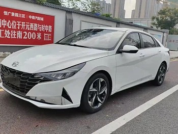 Elantra 2021 1.5L CVT GLS Leading Edition купить по цене 1 306 543 ₽  на сайте DeffCars
