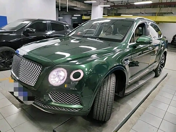 Bentayga 2018 4.0T V8 купить на сайте DeffCars