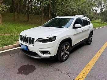 Cherokee (Китай) 2020款 2.0T 两驱领先版 купить на сайте DeffCars
