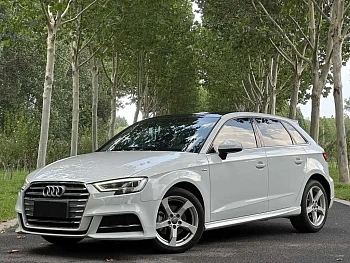 Audi A3 2020 Sportback 35 TFSI Fashionable China VI купить по цене 2 168 324 ₽  на сайте DeffCars