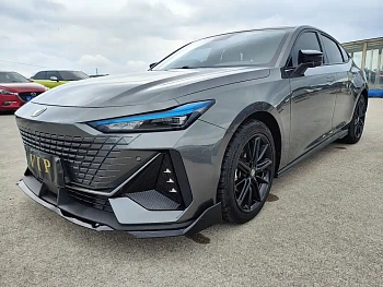 Changan UNI-V 2022 1.5T Sports Edition купить по цене 1 961 102 ₽  на сайте DeffCars