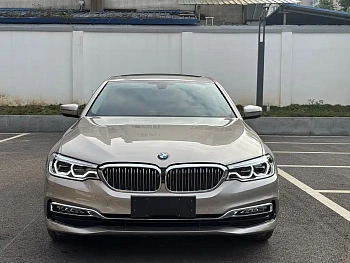 BMW 5 Series 2018 Facelift 530Li Exclusive Luxury Package купить на сайте DeffCars