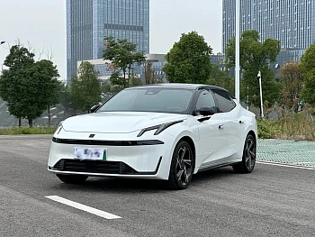 Lynk & Co 07 EM-P 2024 EM-P 126 long battery life Halo купить по цене 2 802 535 ₽  на сайте DeffCars