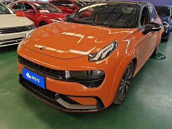 Lynk & Co 02 Hatchback 2021 2.0TD Halo Driver Control Kit Edition купить по цене 2 266 226 ₽  на сайте DeffCars