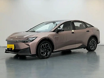 Toyota bZ3 2023 model 616km long range Premium купить на сайте DeffCars