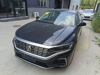 Passat Plug-in Hybrid 2025 430PHEV Hybrid Business Edition купить на сайте DeffCars