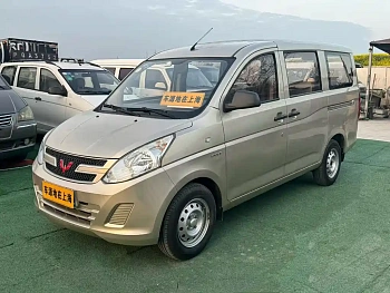 Wuling Rongguang V 2016 1.5L standard model купить на сайте DeffCars