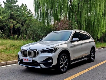 BMW X1 2021 sDrive20Li Exclusive Model купить на сайте DeffCars