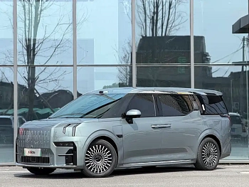Jikrypton 009 2024 seven-seat aisle version four-wheel drive 108kWh купить на сайте DeffCars