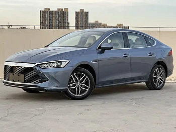 Qin PLUS 2024 Glory Edition DM-i 120KM Superior Model купить по цене 2 158 447 ₽  на сайте DeffCars