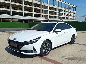 Elantra 2021 1.5L CVT GLS Leading Edition купить по цене 1 351 704 ₽  на сайте DeffCars