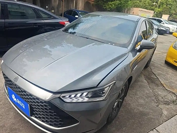 Qin PLUS 2023 Champion Edition DM-i 55KM Leading Model купить по цене 1 819 404 ₽  на сайте DeffCars