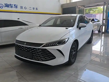 Qin PLUS 2025 DM-i Intelligent Driving Edition 55KM Leading Model купить по цене 2 011 109 ₽  на сайте DeffCars