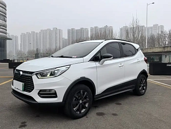 Yuan New Energy 2018 EV360 Smart Connected Cool Model купить на сайте DeffCars