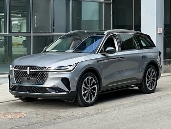 Voyager 2023 2.0T four-wheel drive Zunrui version купить на сайте DeffCars