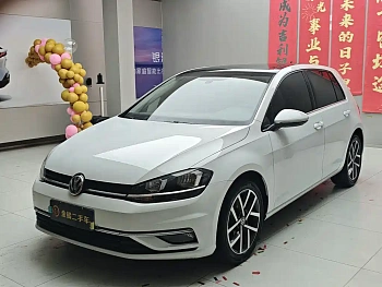 Golf 2020 Beloved Edition 280TSI DSG Comfortable купить по цене 2 034 977 ₽  на сайте DeffCars