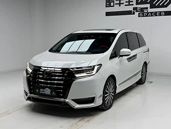 Alison 2022 2.0L e:HEV Luxury First Edition купить на сайте DeffCars