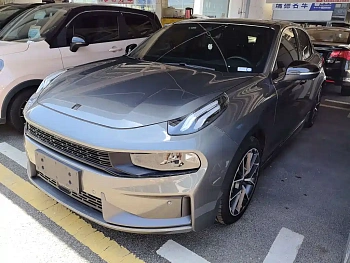 Lynk & Co 03 2021 1.5TD DCT Champion Edition купить по цене 1 766 980 ₽  на сайте DeffCars