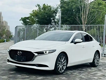 Mazda 3 Anksela 2021 2.0L Automatic Elegant Edition купить по цене 2 146 993 ₽  на сайте DeffCars