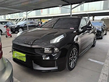 Lynk & Co 03 2022 2.0TD DCT Pro купить на сайте DeffCars