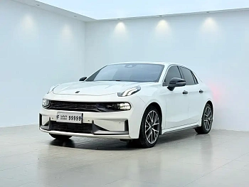 Lynk & Co 03 2021 1.5TD DCT Champion Edition купить по цене 1 747 465 ₽  на сайте DeffCars