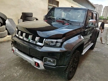 Beijing Off-Road BJ40 2019 PLUS 2.3T Automatic Four-wheel Drive Exclusive Edition National VI купить на сайте DeffCars