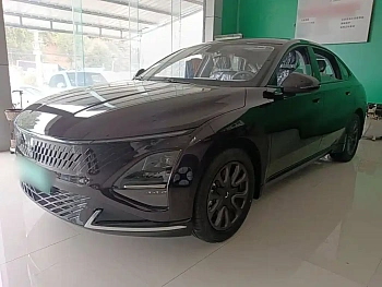 Wuling Starlight 2025 70km smart standard model купить на сайте DeffCars