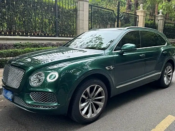 Bentayga 2018 4.0T V8 купить на сайте DeffCars