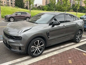 Lynk & Co 05 2022 2.0TD Four-wheel drive Halo купить по цене 2 466 067 ₽  на сайте DeffCars