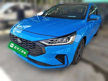 Focus 2022 hatchback EcoBoost 180 automatic racing version купить по цене 1 794 760 ₽  на сайте DeffCars