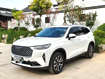 Haval H6 2022 third generation 1.5T automatic two-wheel drive Plus купить по цене 2 119 277 ₽  на сайте DeffCars