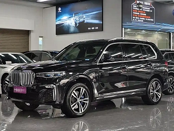 BMW X7 2021 facelift xDrive40i exclusive M sports package купить на сайте DeffCars