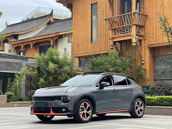 Lynk & Co 02 2020 1.5T DCT Two-wheel drive Pro version купить по цене 2 039 285 ₽  на сайте DeffCars