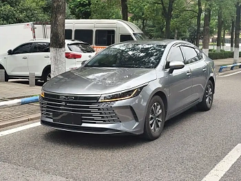 Destroyer 05 2023 Champion Edition DM-i 55KM Premium купить по цене 1 817 774 ₽  на сайте DeffCars