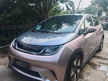 Dolphin 2024 Glory Edition 401km Knight Edition купить по цене 2 125 996 ₽  на сайте DeffCars