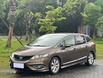 Jade 2014 1.8L Automatic Comfort Elite Edition 5 Seater купить на сайте DeffCars