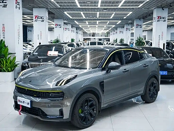Lynk & Co 05 2020 model 2.0TD Two-wheel drive Halo купить по цене 2 297 526 ₽  на сайте DeffCars